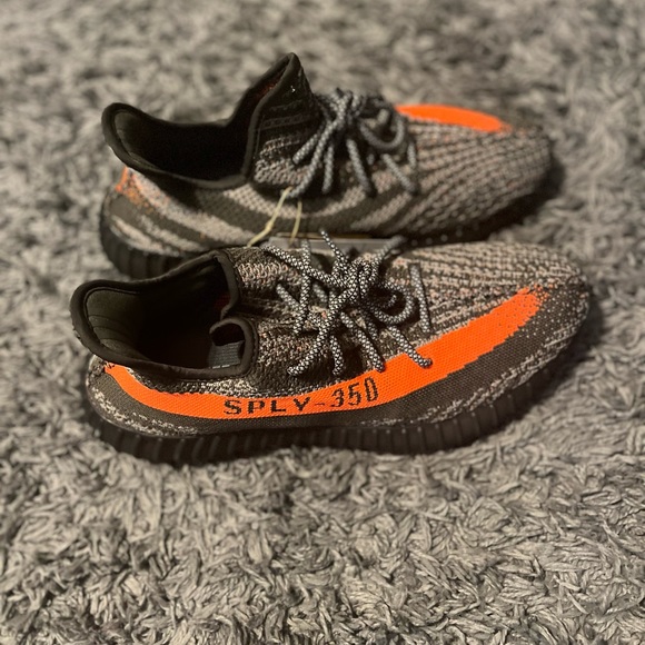 Yeezy 350 V2 (SZ 11) - Picture 1 of 3